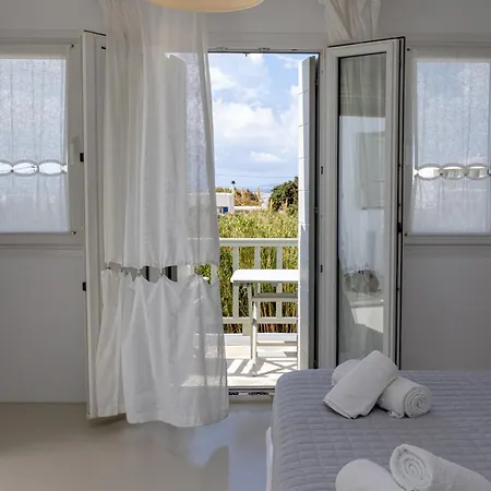 Soulmate'S Suites Tinos Kionia Exterior photo